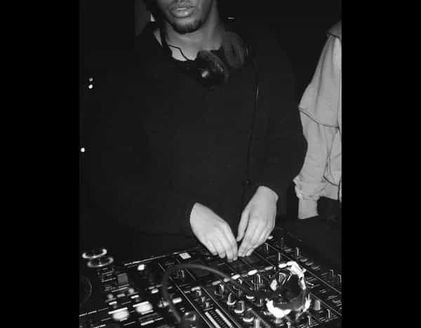 No Crowd Pleasers: Nasser