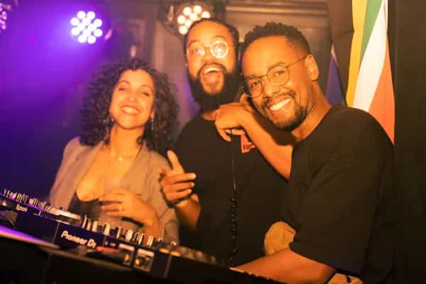 |D/A\W/A\ collective