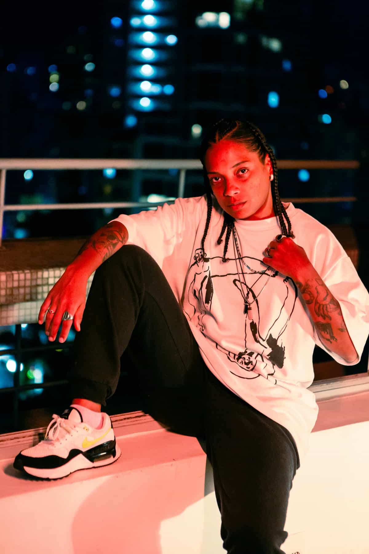 Belouka Makélélé invites Evehive