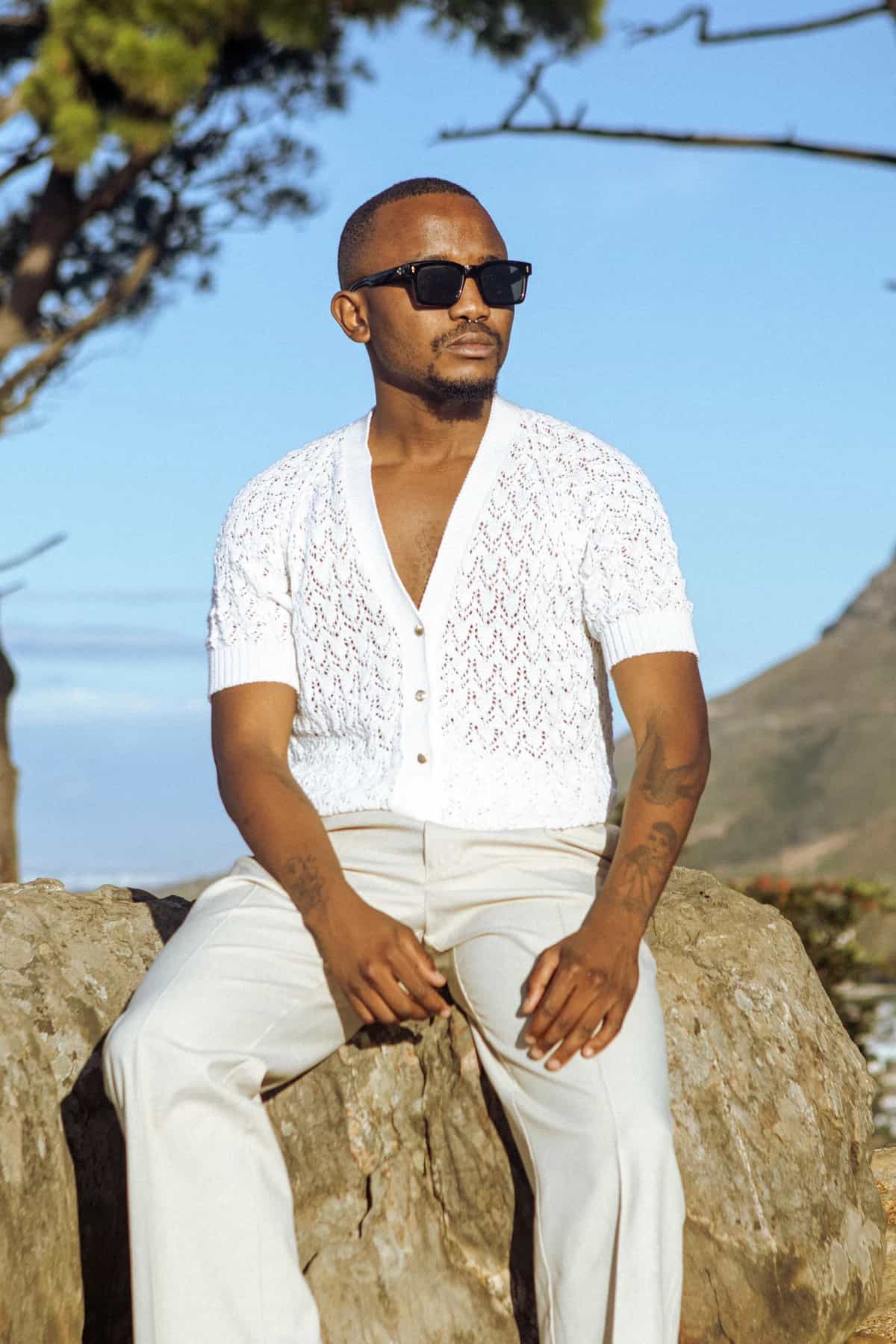 Body Language invites MOJELA