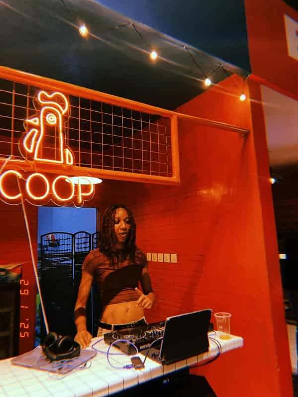 Unfiltered Talks invites Fiks