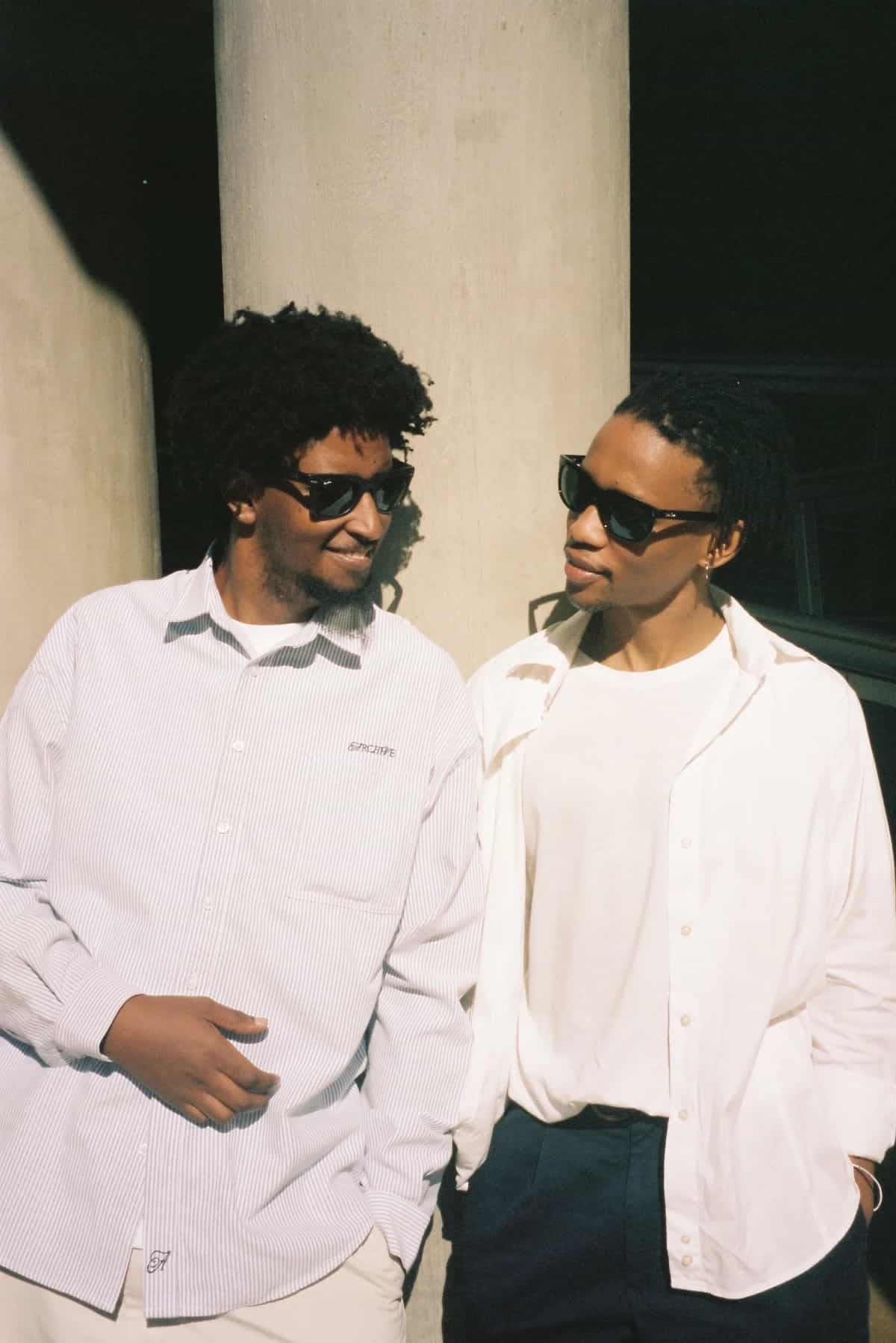 CIRCLES & SQUARES RADIO