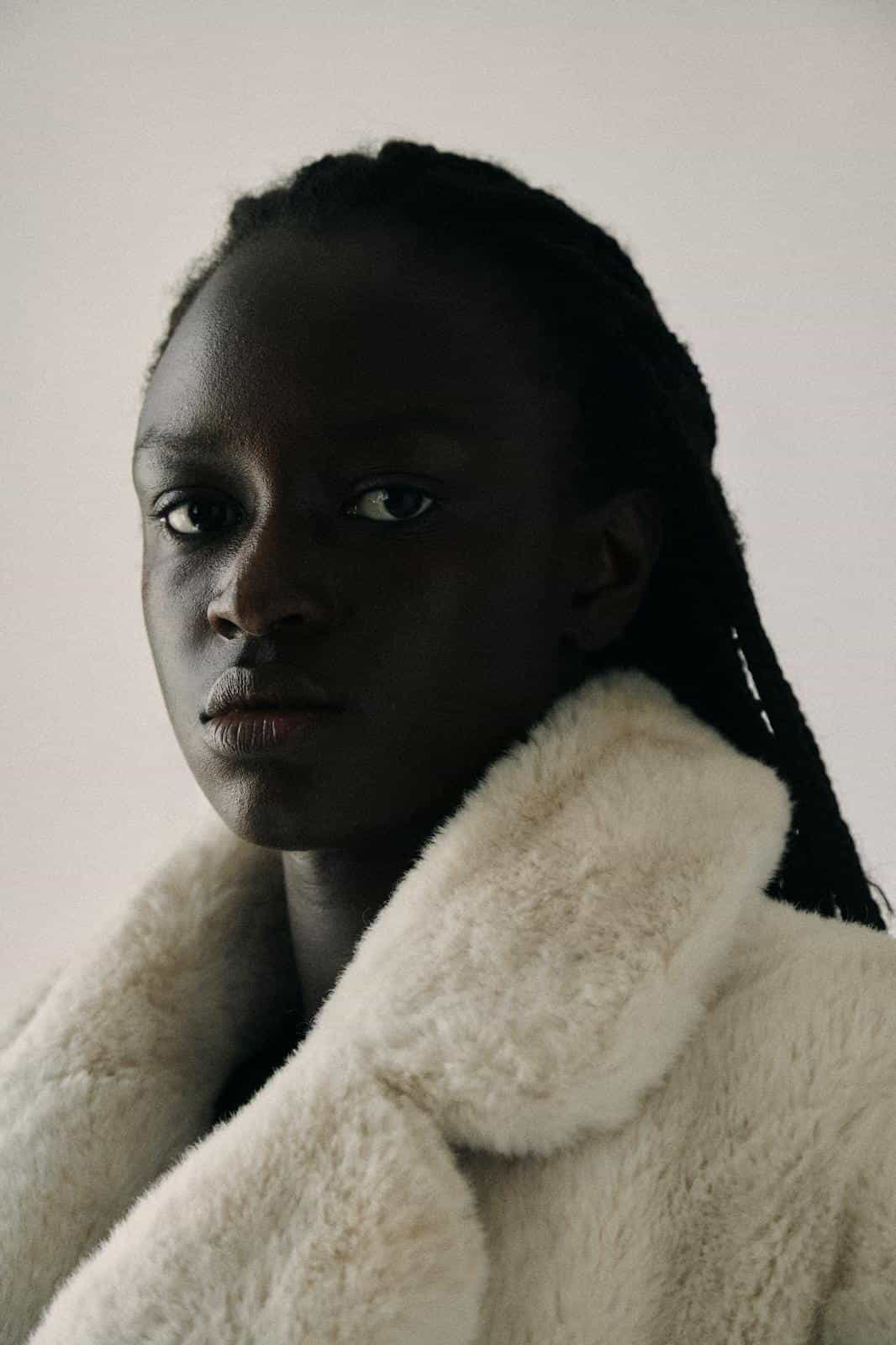 iẓuṛan invites Oumoukala