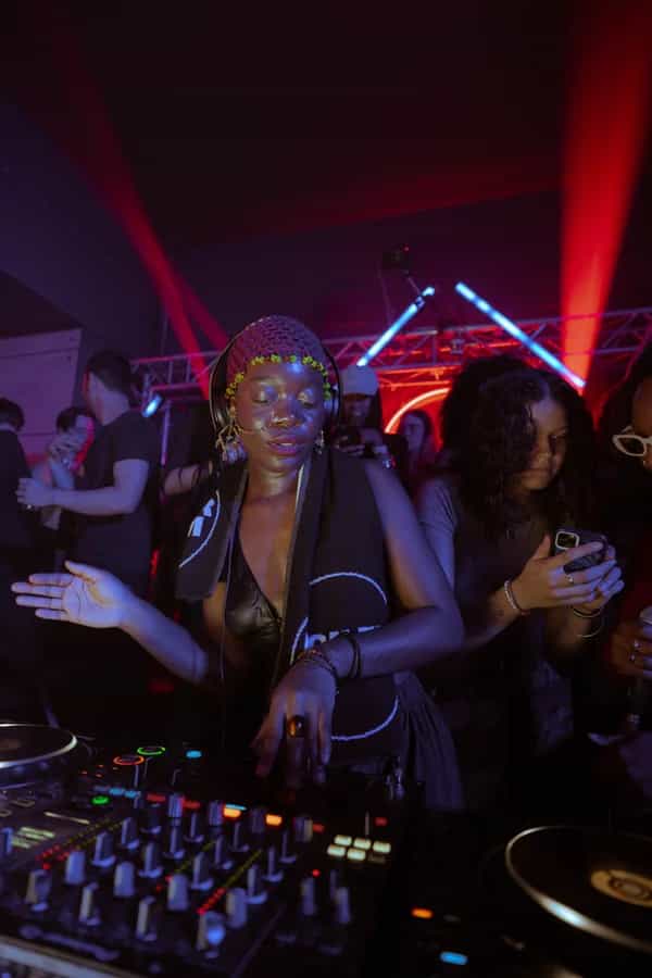 ALT BLAX FM invites Q Sermon