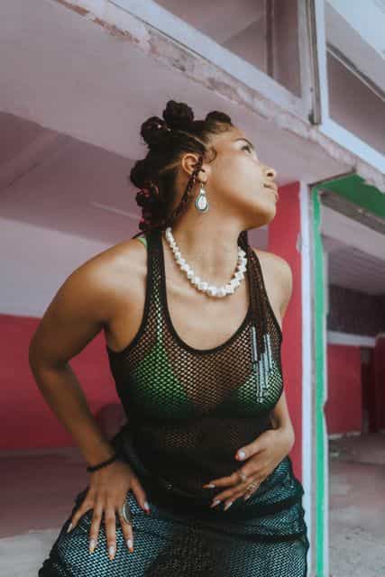 SIKA FM: Moneyama invites Coco Calypso