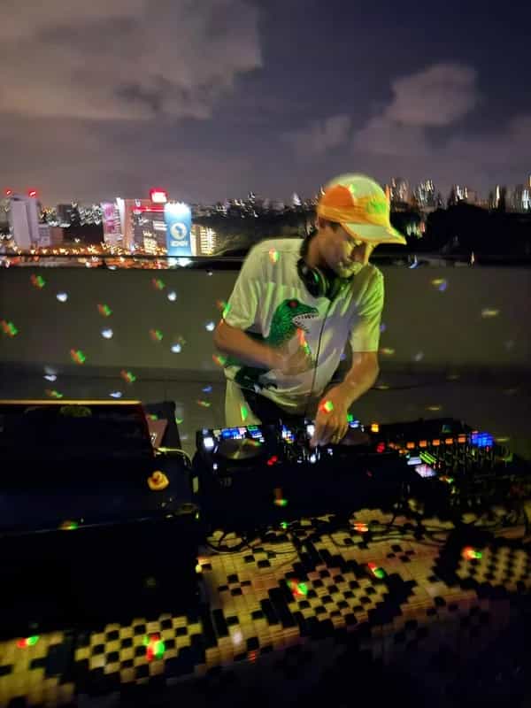 ELECTRAFRIQUE invites Cortega