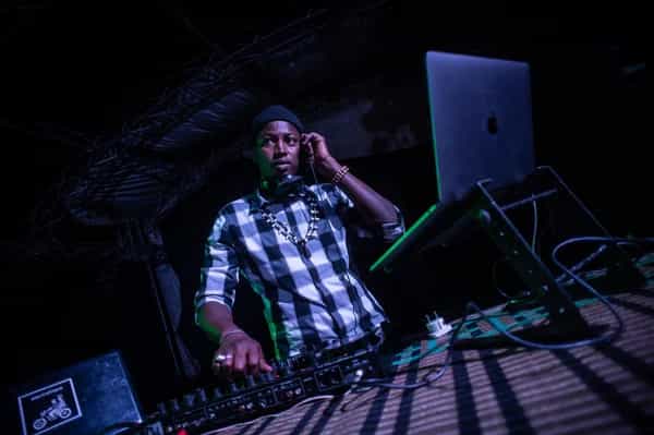 ELECTRAFRIQUE invites Omzo Massaly