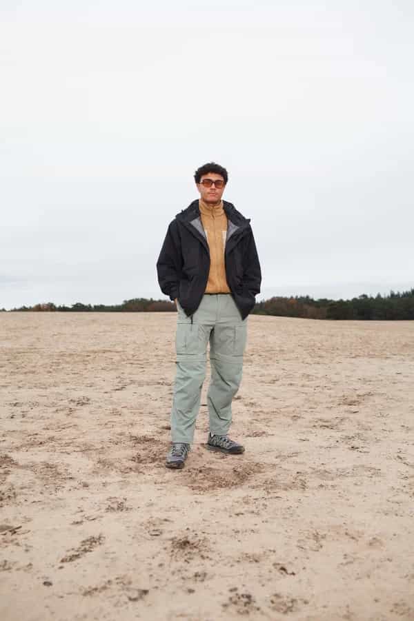 Oroko Radio Cosmos Pop Up: Le Guess Who?