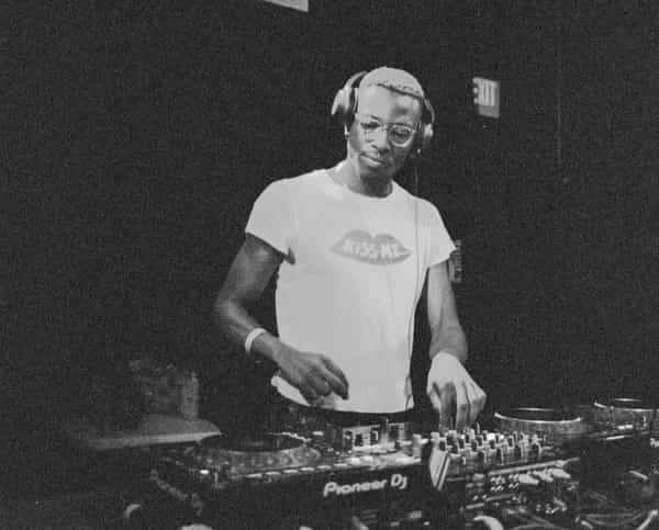 MIDNIGHT DIASPORA invites Michael Donte